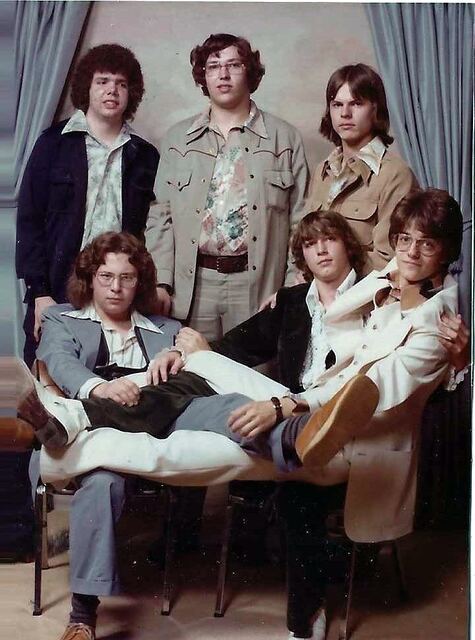High-school band of misfits